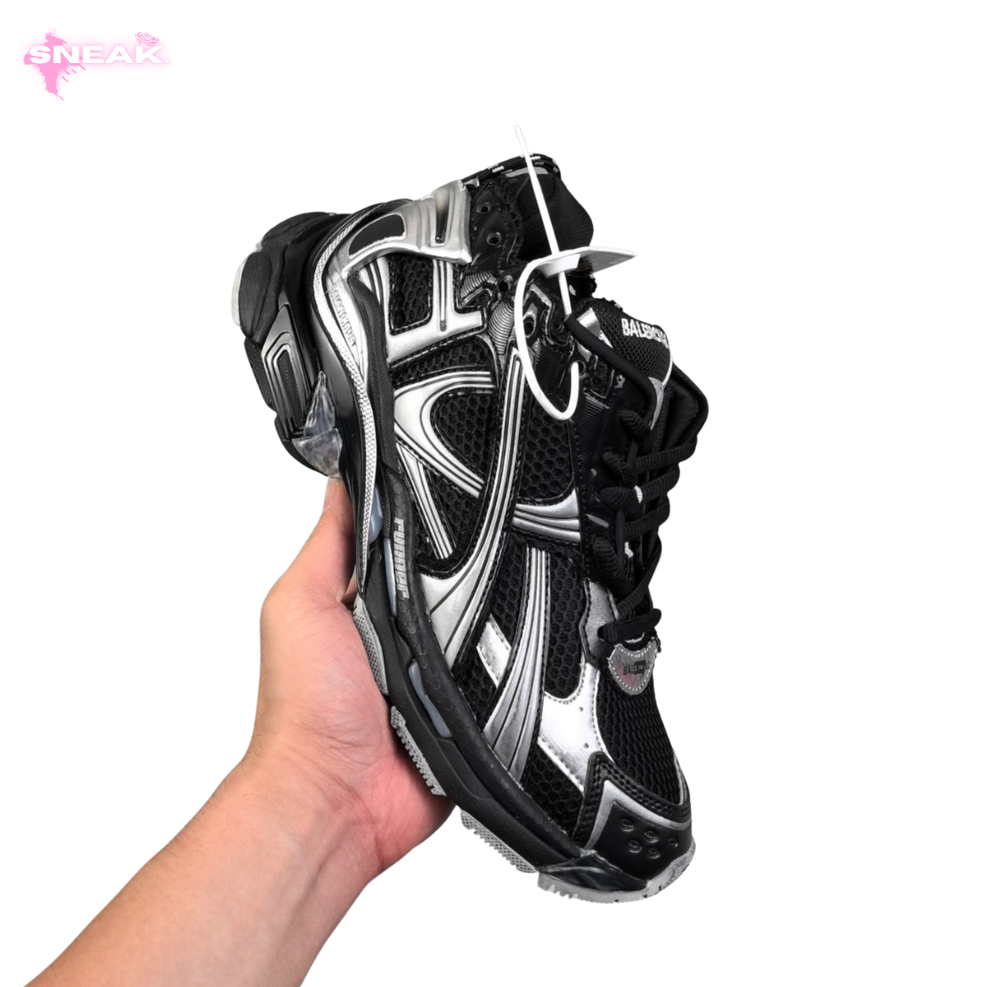 Runner Silver