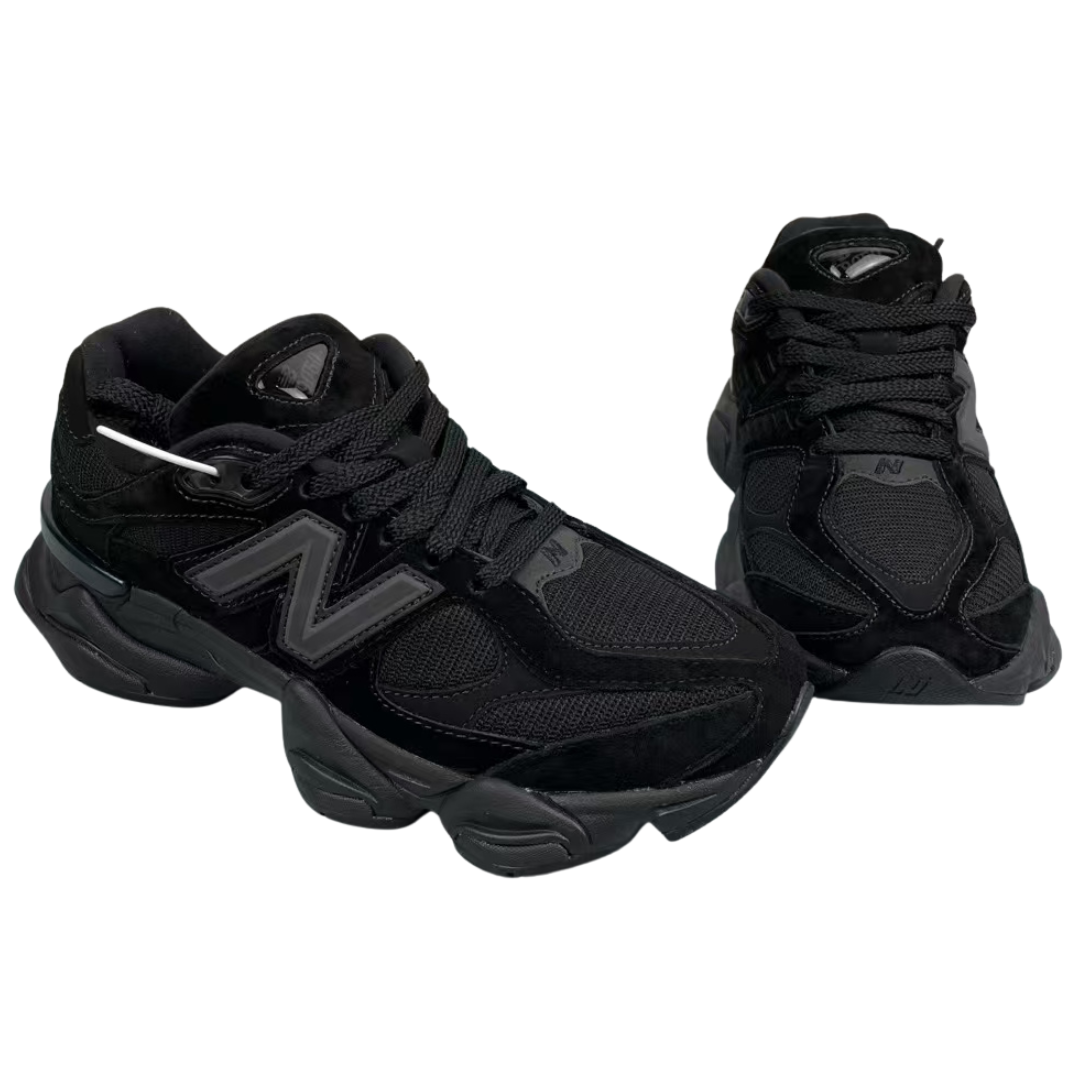 NEW 9060 Total Black
