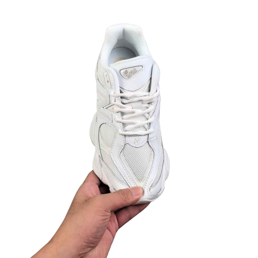 NEW 9060 Total White