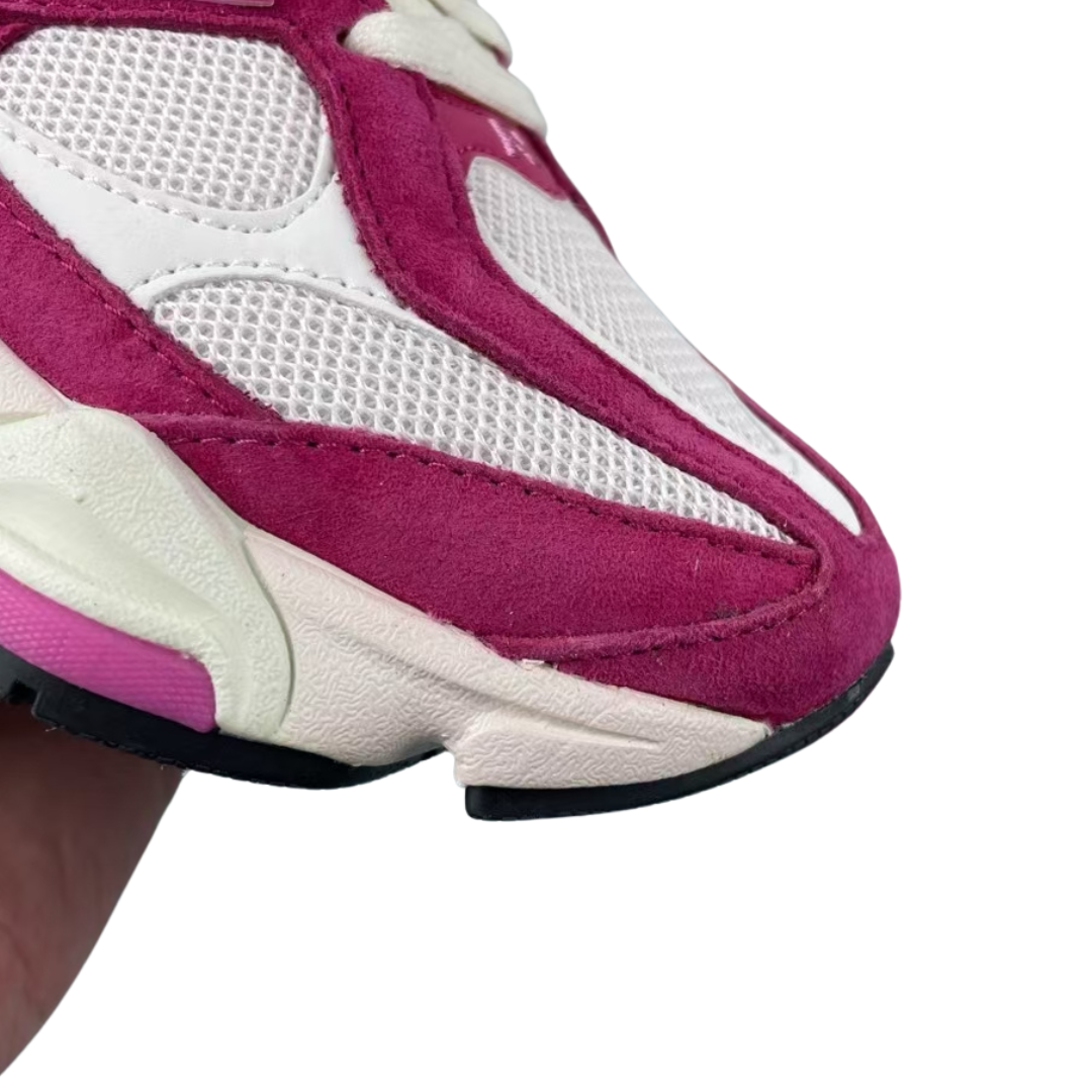 NEW 9060 Fusia